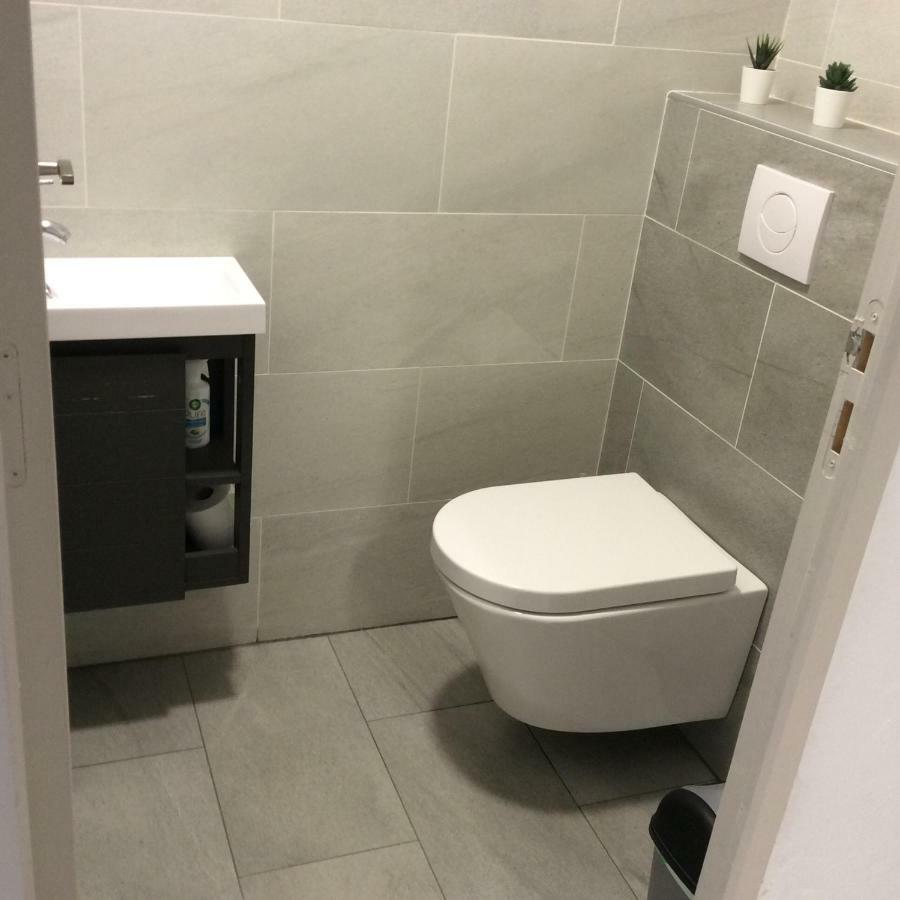 Appartement De Vacances Au 1Er Etage 45M2 アンティーブ エクステリア 写真